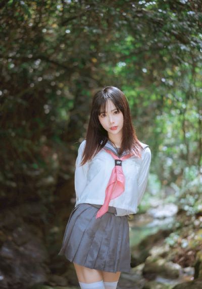 av久久爱_HD全集免费观看